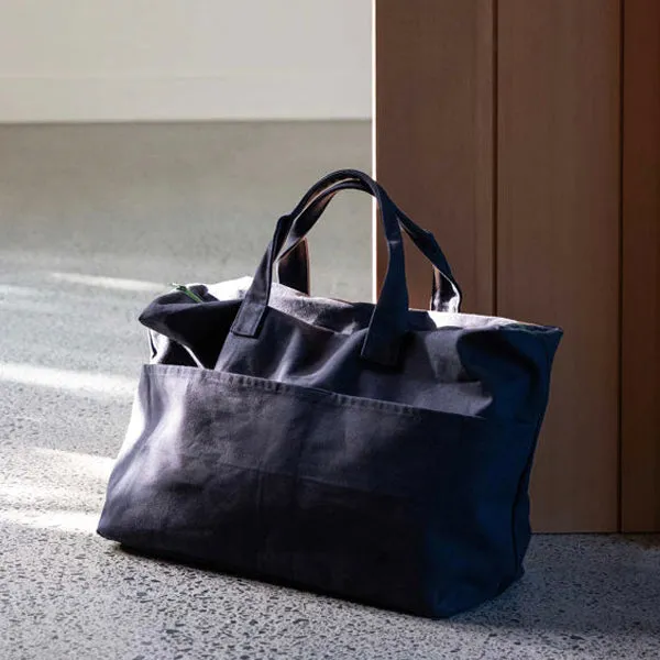 Marlo Contrast Overnight Bag - Blue Black