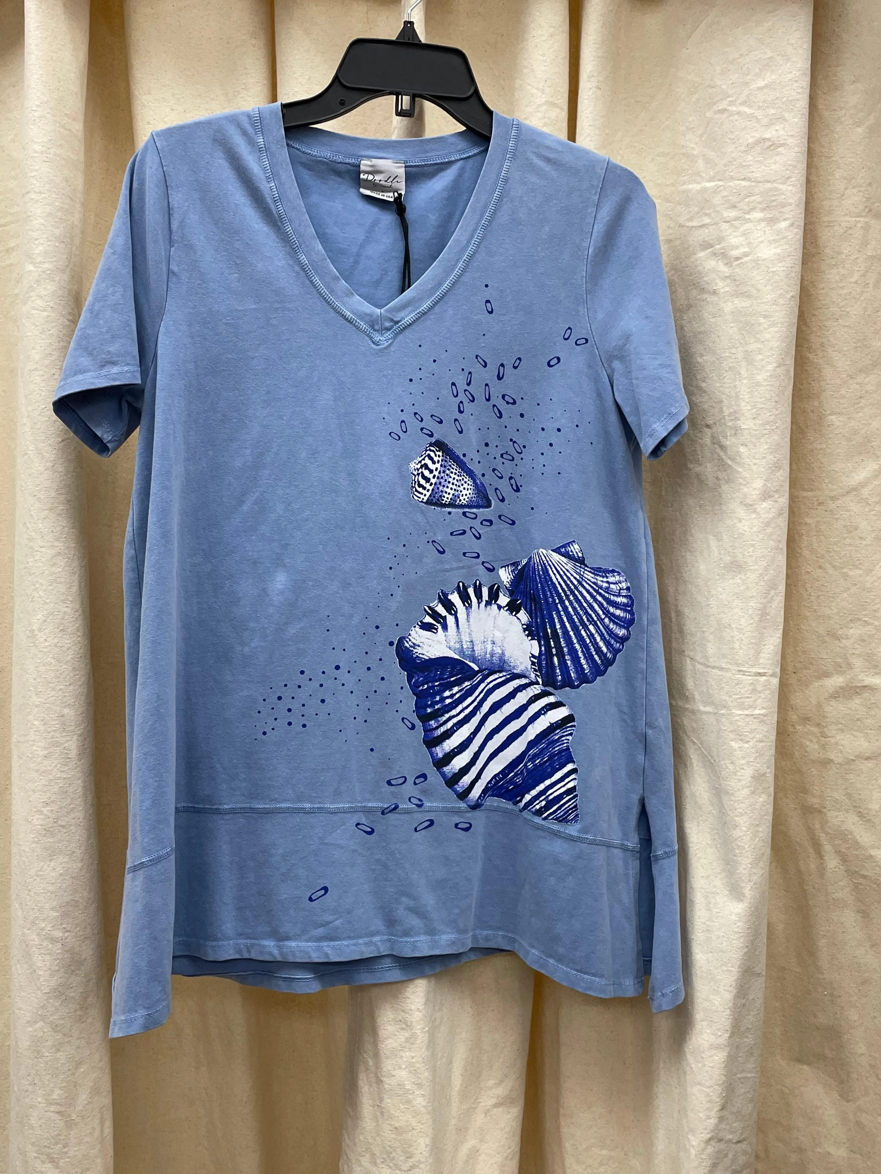 Sea Shelly Tee by Doodles