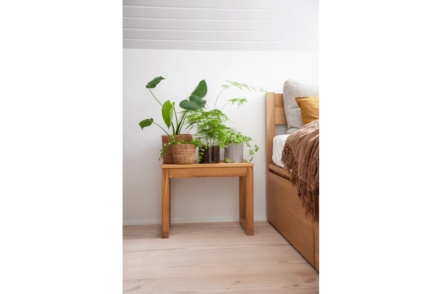 Vega stool